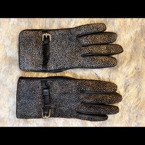Women’s Cole Haan black gloves-small